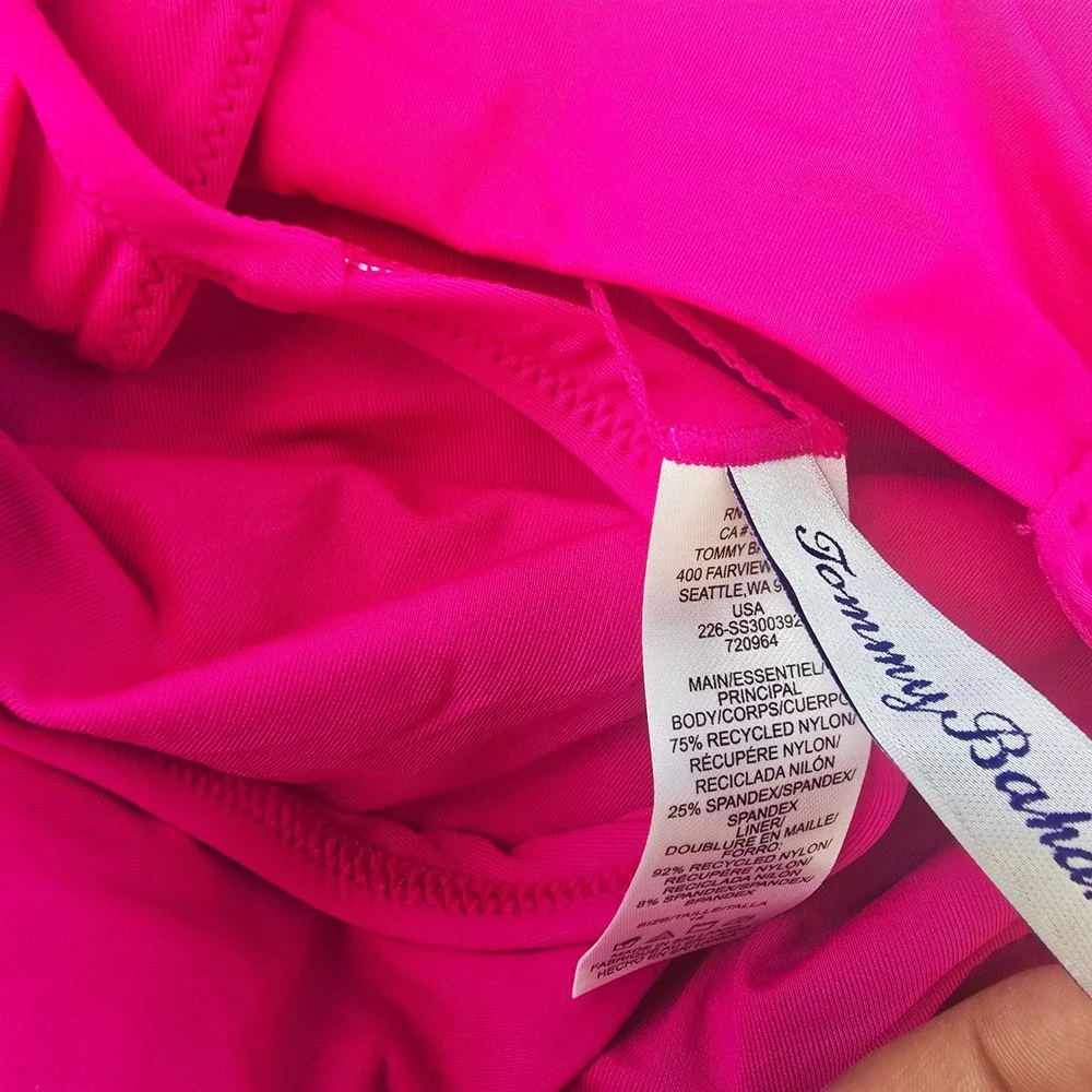 Tommy Bahama 93B NWT Palm Modern Square Neck One Piece Swimsuit Magenta Jewel 14